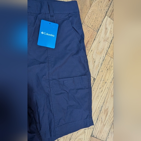 NWT Columbia Shorts Size 12 Ladies *D14 - Picture 3 of 4